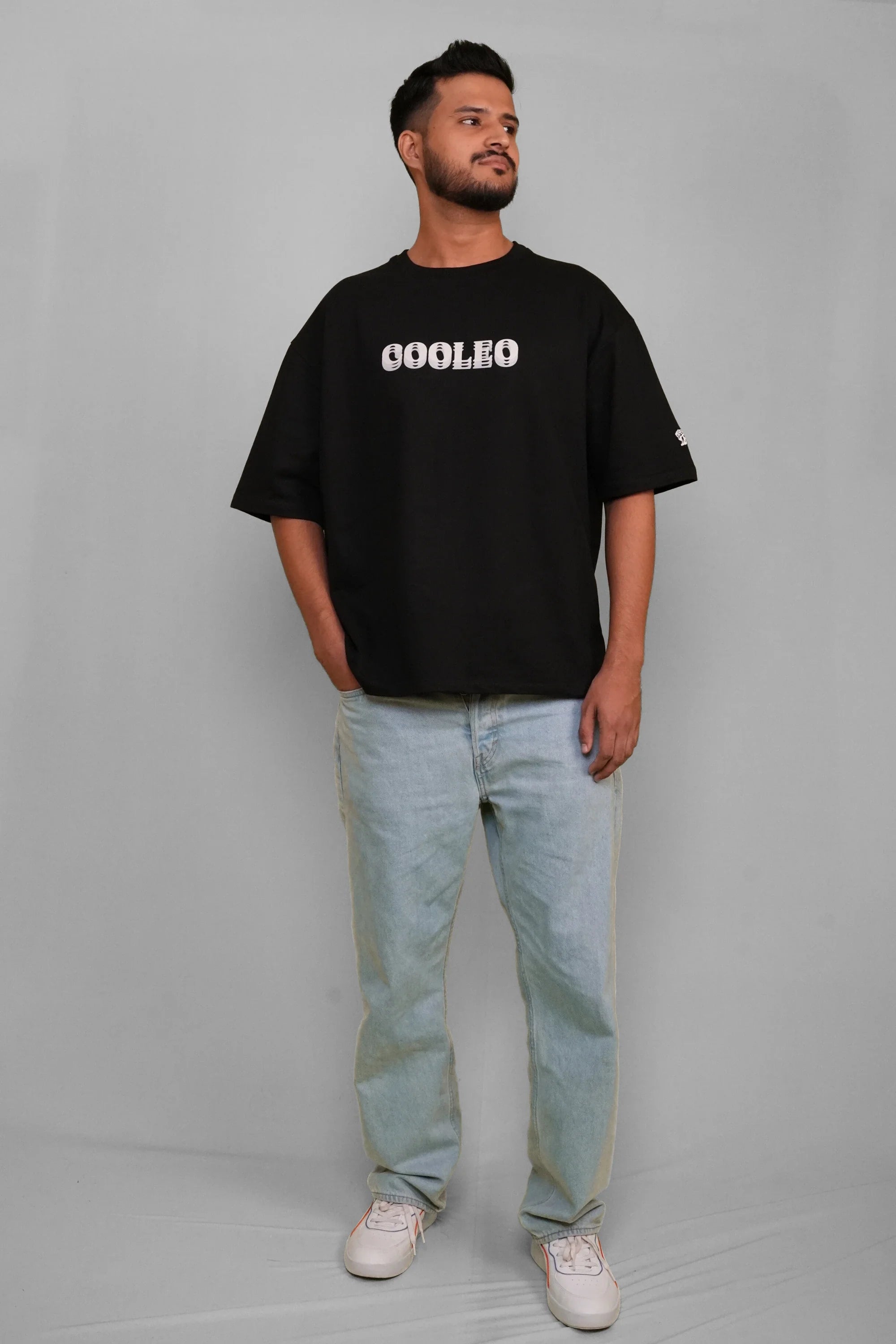 Midnight Rise Luxe black oversized t-shirt front view – Cooleo India