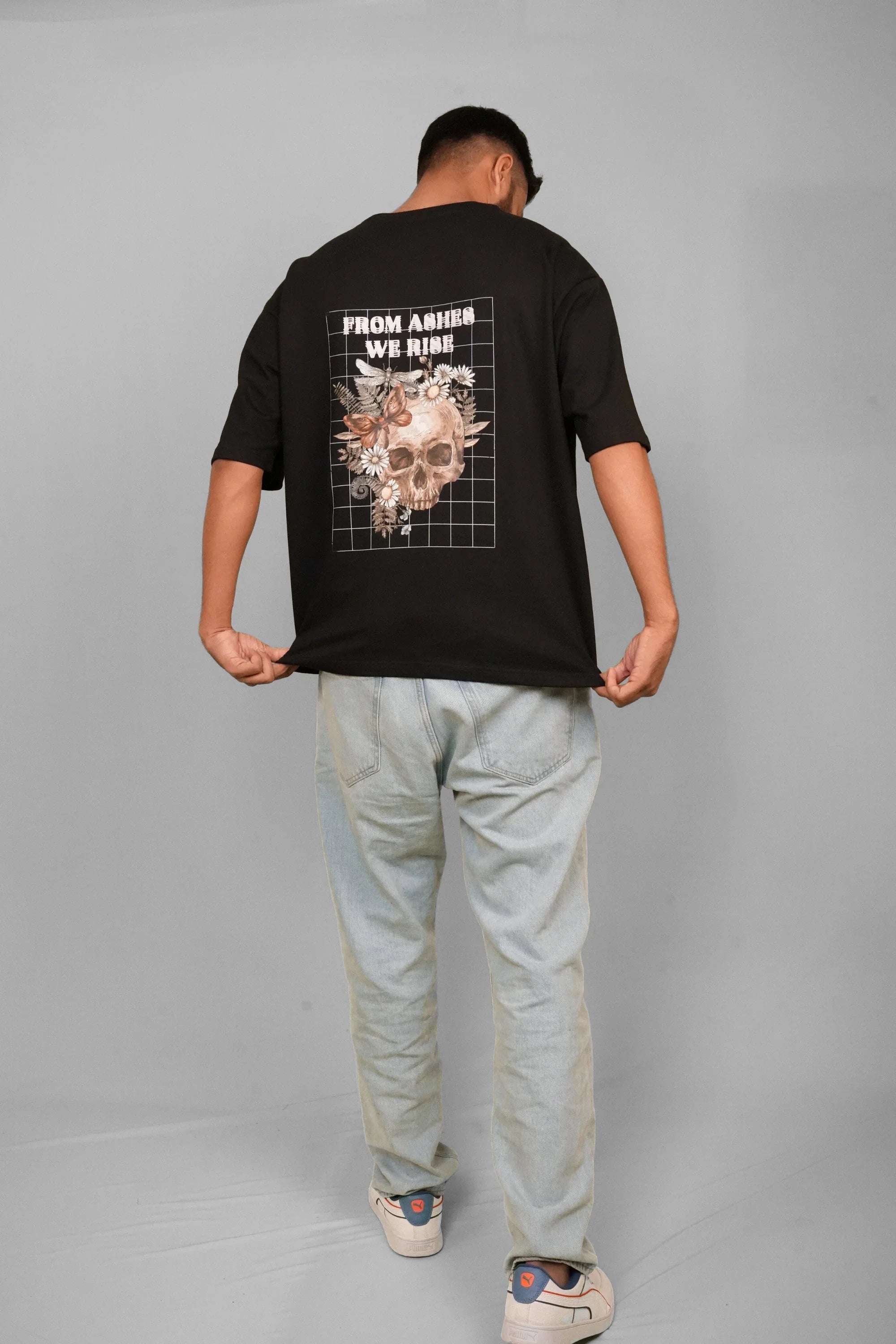 Midnight Rise Luxe black oversized t-shirt back view – Cooleo India