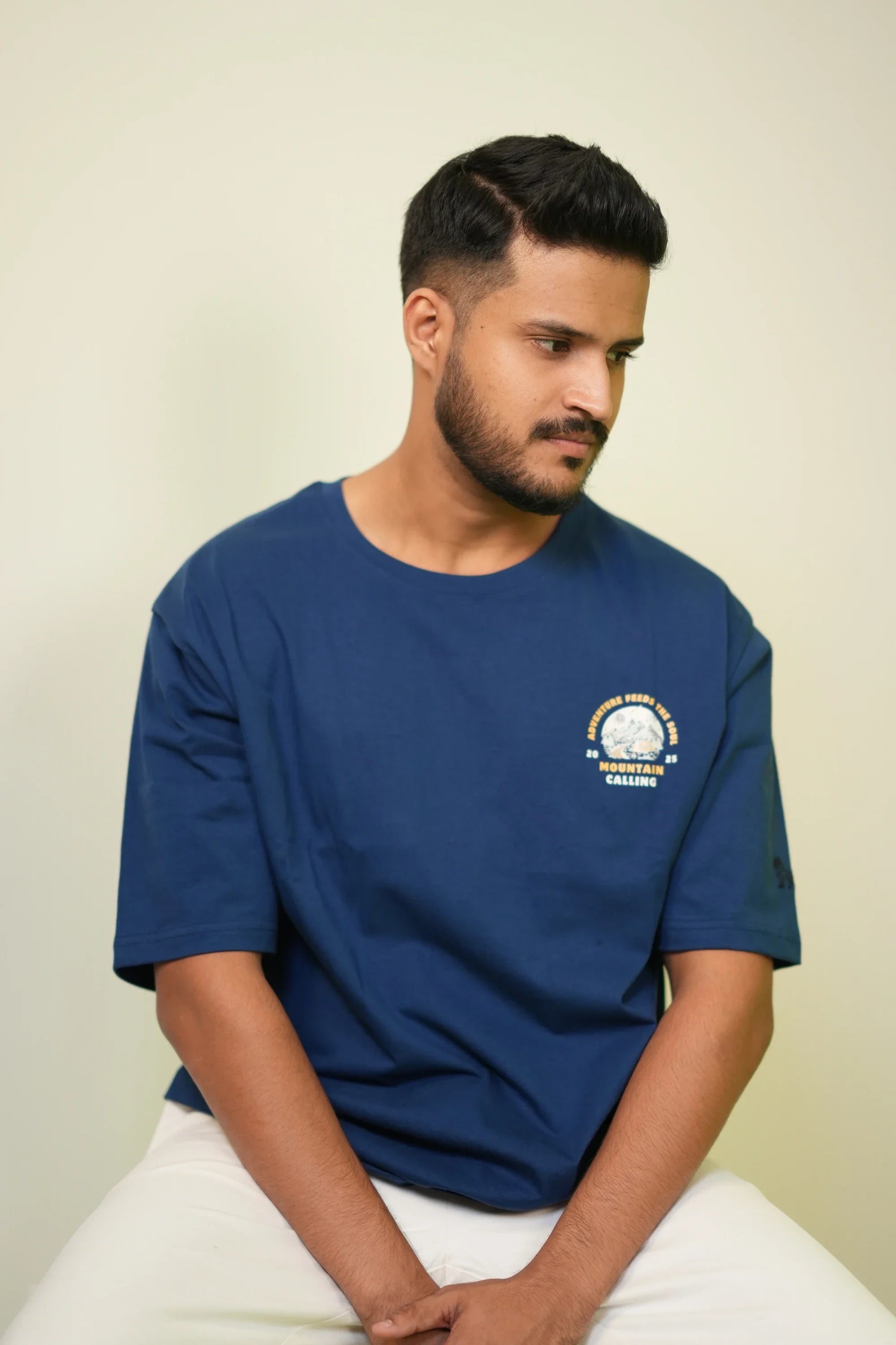 Model wearing Adventure Stormblue blue oversized tee – Cooleo India