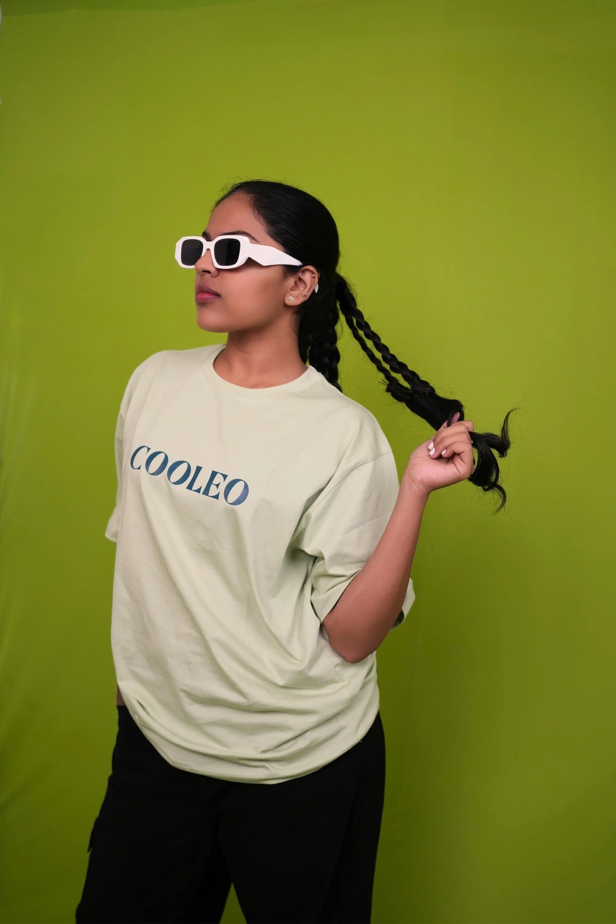 Wave Mint Drift mint green oversized t-shirt front view – Cooleo India