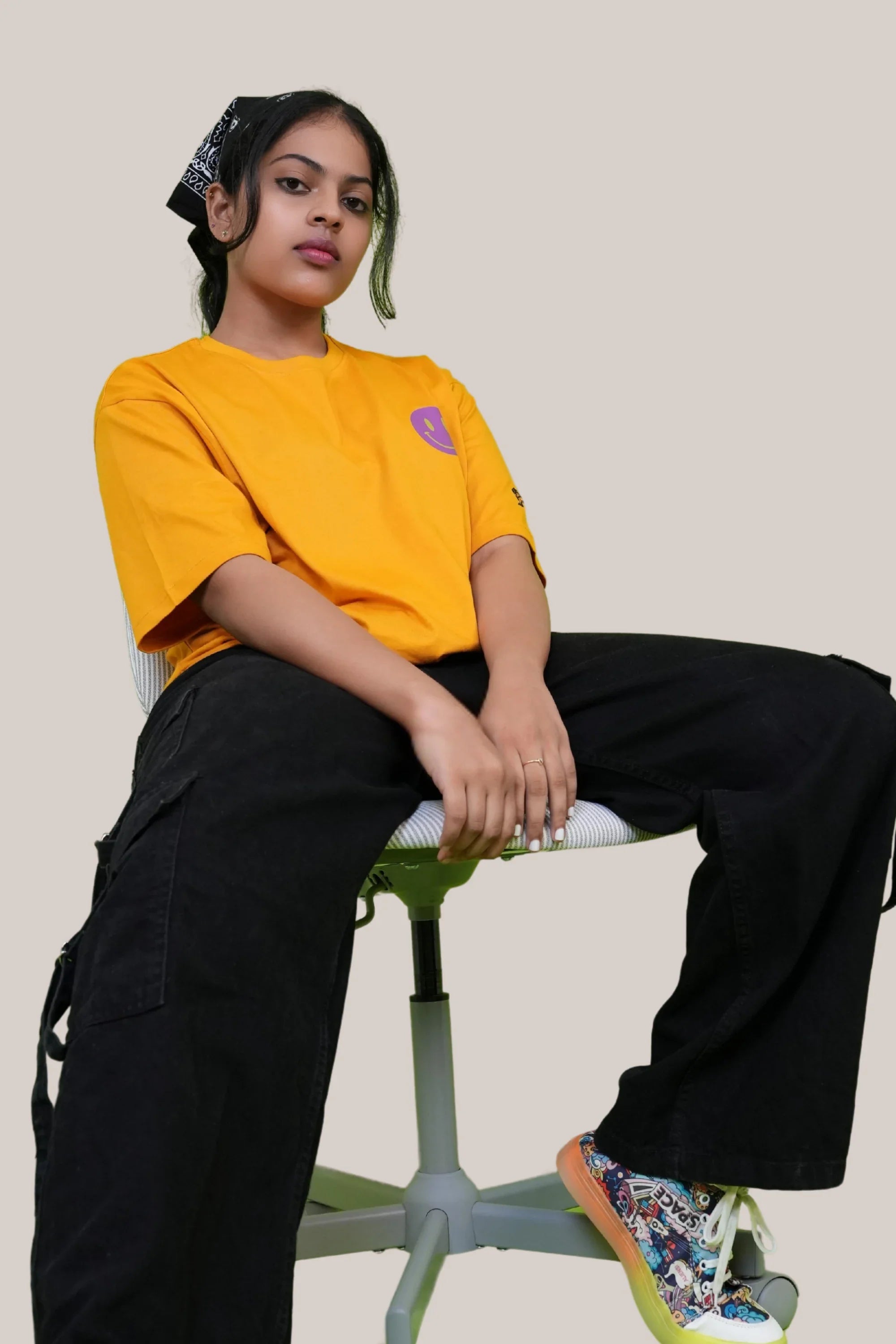 Model wearing Good Vibes Golden Hour yellow oversized tee – Cooleo India