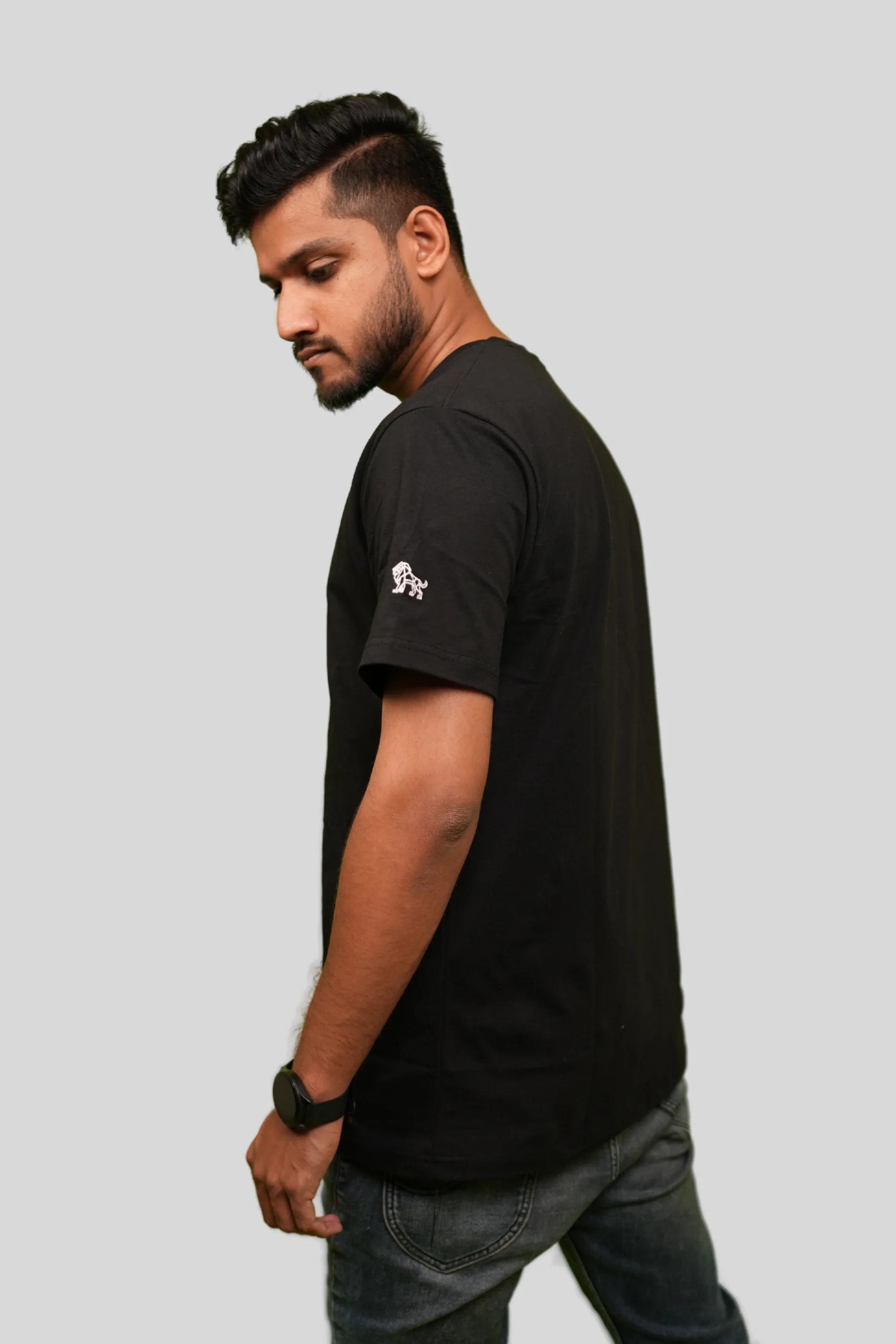 Blackstone relaxed black crew‑neck tee back view – Cooleo India