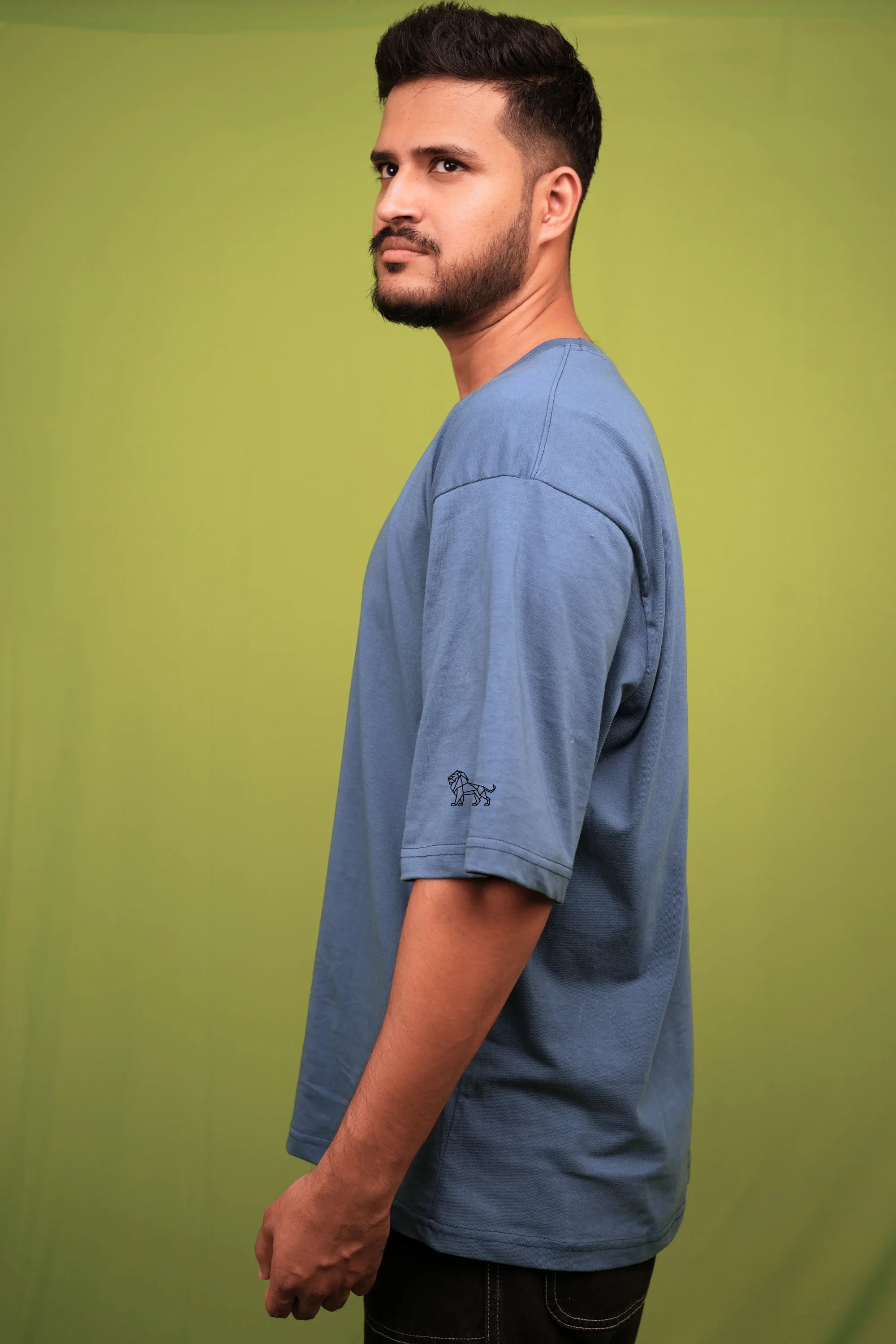 Side view of Blue Mist oversized streetwear tee – Cooleo