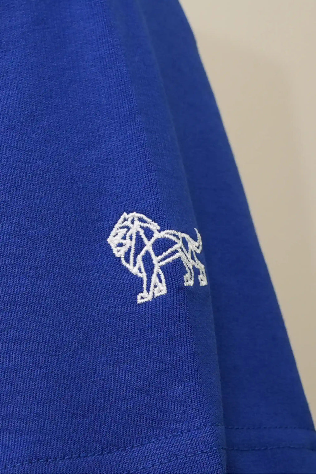 Close-up of cotton fabric on Royal Drift blue Manifest oversized tee – Cooleo India