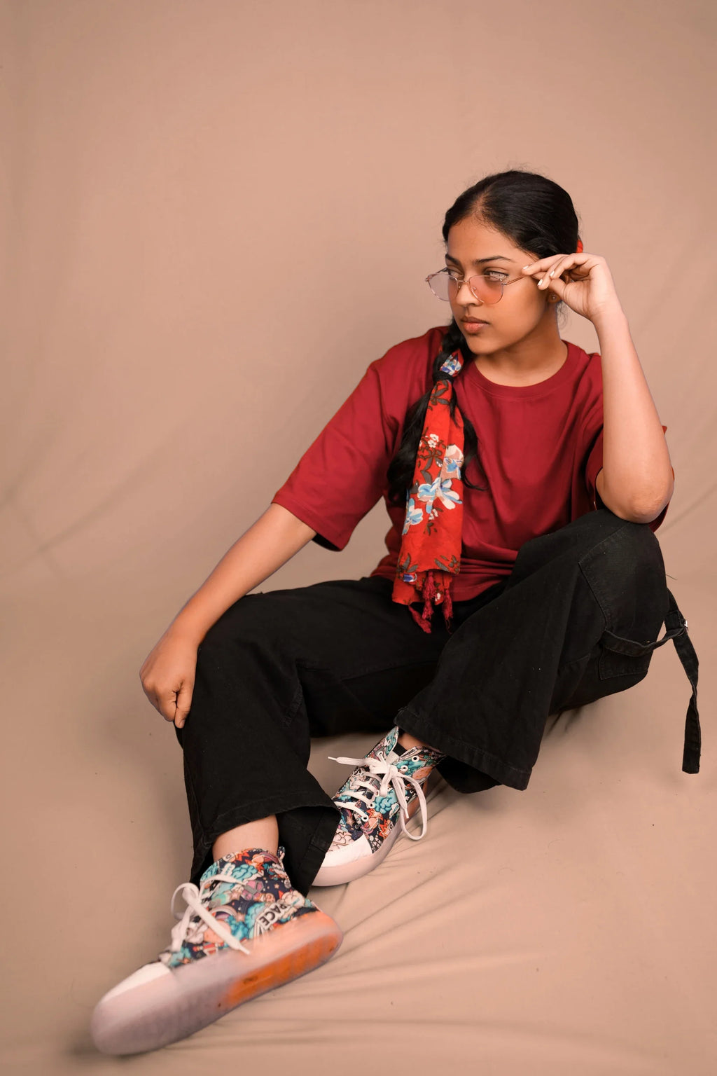 Model wearing Crimson Dept red oversized streetwear tee – Cooleo India