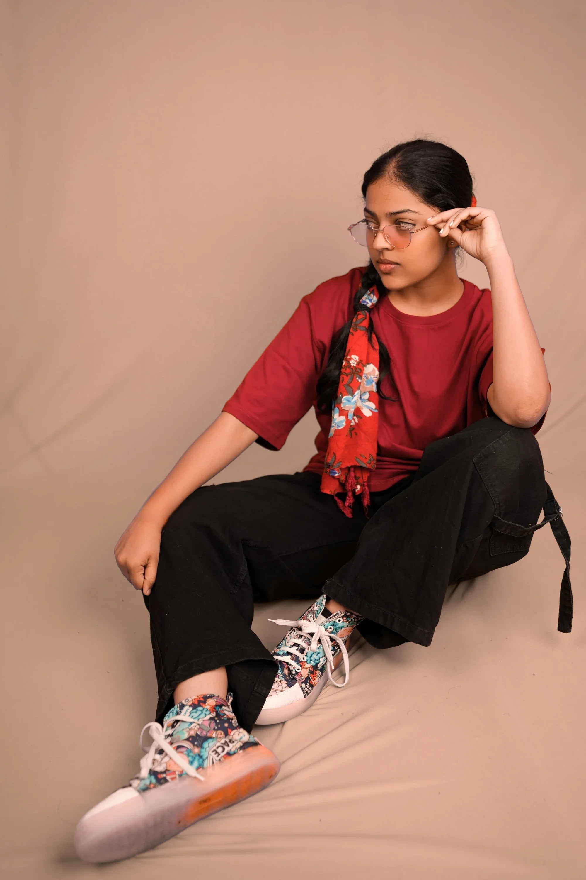 Model wearing Crimson Dept red oversized streetwear tee – Cooleo India